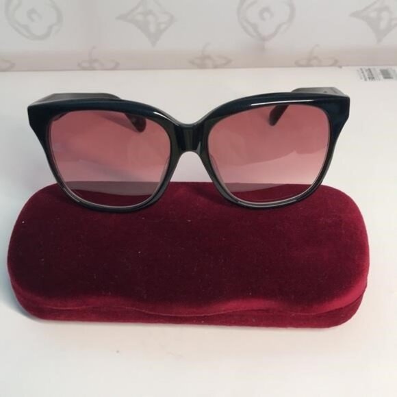 New Authentic Gucci Black and Pink Sunglasses GG0800SA 002 - Picture 4 of 12